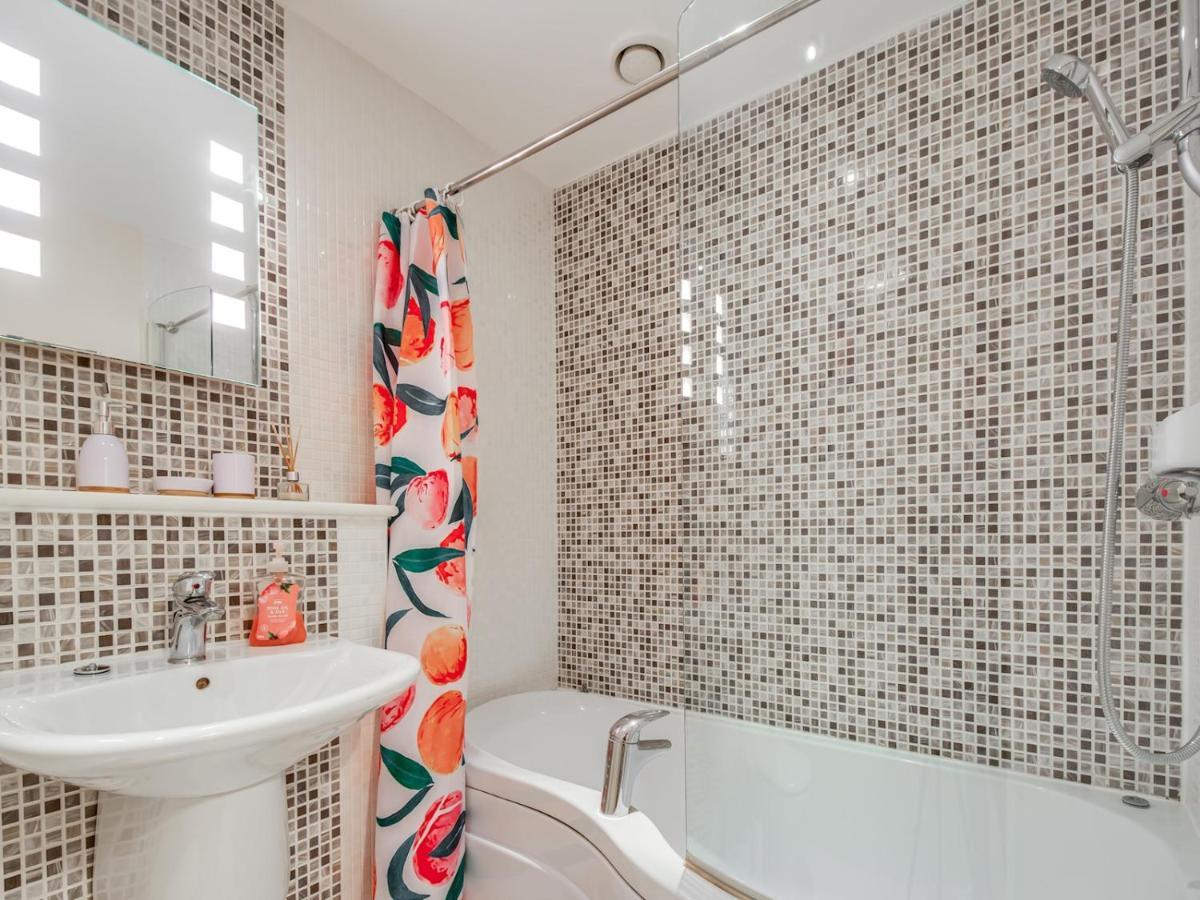 Pass The Keys Quiet 2-Bed Apartment On The Ground Floor Canterbury Luaran gambar