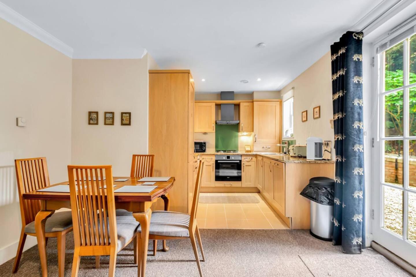 Pass The Keys Quiet 2-Bed Apartment On The Ground Floor Canterbury Luaran gambar